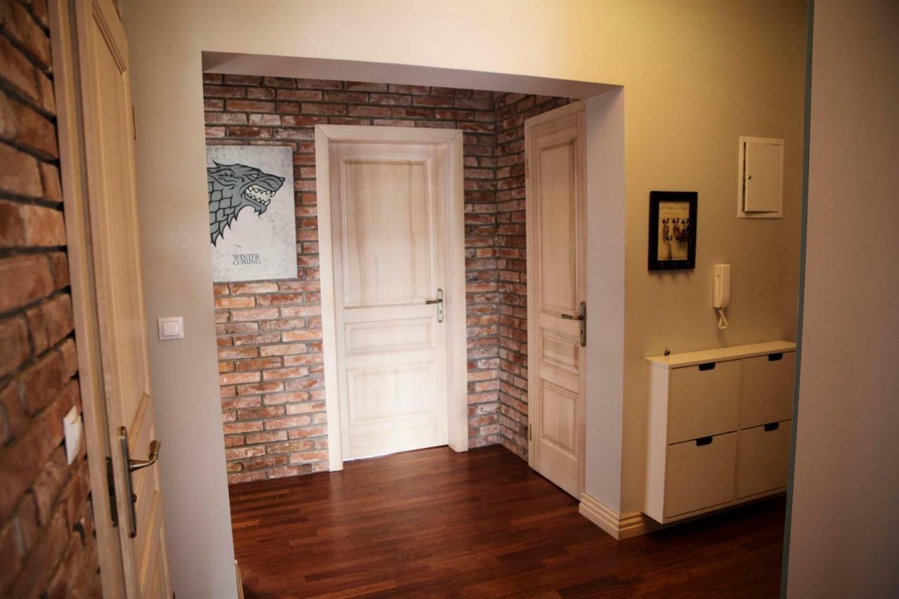 75M2 Apartament Kopernik Z Widokiem Na Jasna Gore Czestochowa Luaran gambar